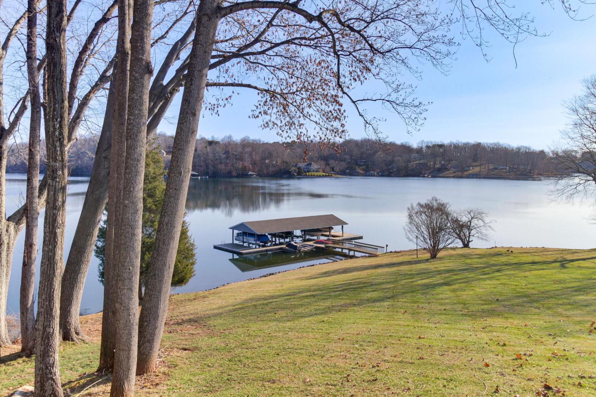 Lakefront Moneta Home With Community Boat Dock! Zewnętrze zdjęcie